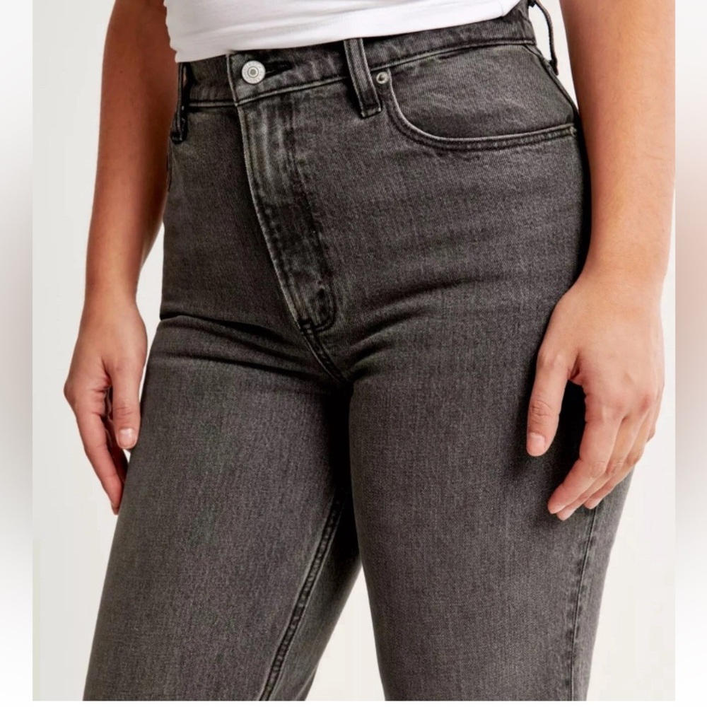 Abercrombie & Fitch jeans - Picture 12 of 14